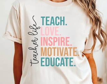 Boho Lehrer T-Shirt: Blumen Liebe Inspirieren Design, Retro Stil