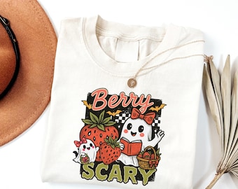 Camiseta de bayas aterradoras, linda camiseta espeluznante, camiseta de fresa fantasma, camiseta retro de Halloween, camiseta divertida de otoño, camiseta kawaii de Halloween