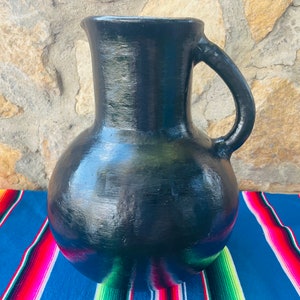 Extra Large Jarra Tinaja, 7.5 L / 2-gallon Hand painted Mexican Clay Water Jug / Jarro de Barro / Black painted barro pitcher /negro pitcher