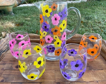 Daisy Wine Glasses and Pitcher Set, Hand Painted Floral Drinkware, Garden Party