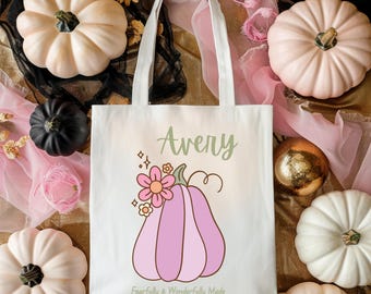 Personalized trick or treat bag, Personalized Halloween tote bag, Personalized Halloween candy bag, Kids Halloween candy bag, Halloween gift