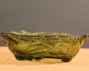 Vintage Indiana Glass Avocado Fruit Bowl