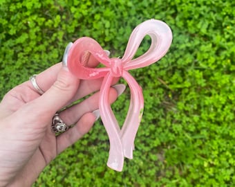 Large Pink Plastic Bow Claw Clip