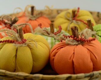 Ensemble triple de citrouille en tissu de décoration d’automne fait à la main