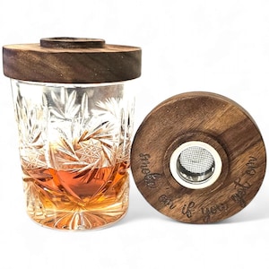 Personalized cocktail smoker - solid wood walnut - father&#39;s day, Christmas, birthdays for dad, brother or son - Whisky lovers gift