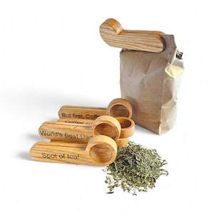 Solid Oak Personalised Coffee Scoop / Bag clip / Custom Coffee Spoon / Filter Coffee Bag Sealer / Coffee Lover Gifts / Wedding Gift