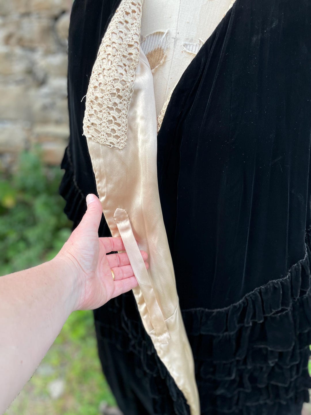Opera Cloke Ca. 1910 Ruffled Black Silk Velvet Opera Cloak - Etsy