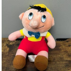 Peluche Pinocchio, classico film d&#39;animazione di Walt Disney