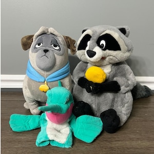 ディズニー ポカホンタス ぬいぐるみ パーシー ミーコ フリット 犬