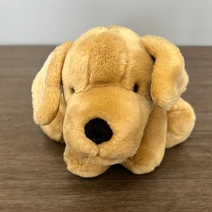 Commonwealth Golden Retriever Puppy with Tee Plush 13&quot; Vintage  2001