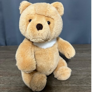 Vintage Gund Collector&#39;s Classic Tan Teddy Bear Plush