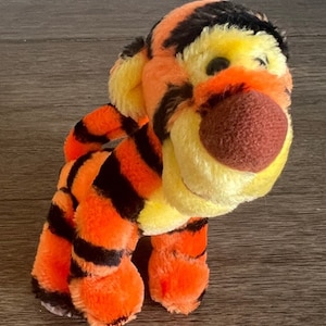 Vintage Disney Winnie The Pooh Tigger Plush