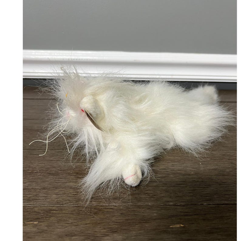 Vtg 2001 TY Attic Treasures Genevieve White Cat Plush Stuffed Animal Toy image 2