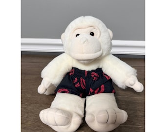 Vintage Plush Creations Inc White Gorilla in Red Lip Print Kisses Shorts Plush