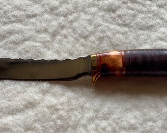 Coltello da caccia forgiato a mano: acciaio 5160 prodotto negli Stati Uniti, impugnatura rivestita in pelle