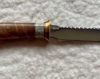 Coltello da caccia in acciaio forgiato a mano: manico in corno di alce e acero, prodotto negli Stati Uniti