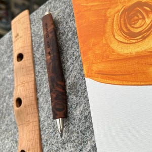 Handgefertigter Druckbleistift aus Walnussholz, 2 mm Druckbleistift, Geschenk für Architekten und Künstler [5200]
