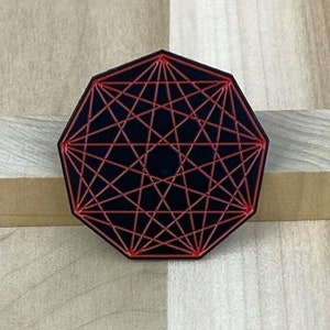 König Muskelmagen und der Echsenzauberer Nonagon Infinity Pin