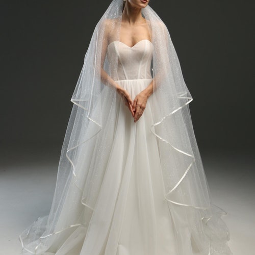 Classic White Bridal Veil with Satin Trim Satin Edge Veil, Two Tier, Cathedral Length – Calily Bridal main image 4