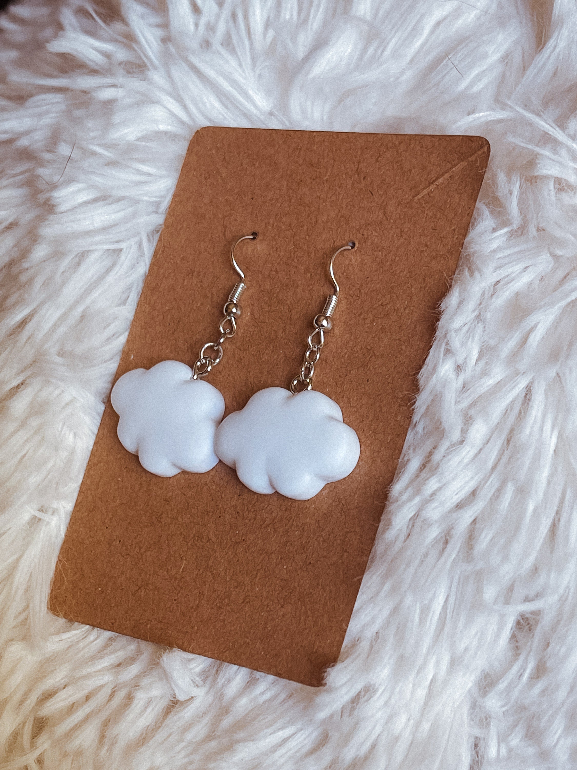 ■VINTAGE HOLLYWOOD■ Petit Cloud Earrings VH2336EA002B Cloud Earrings, Minimalistic Cloud & Pearl Earrings, Natural
