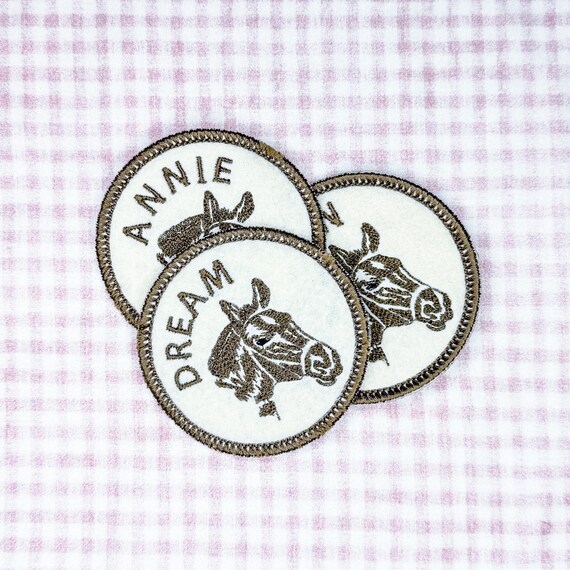 Bestickter Aufnäher Zum Aufbügeln Oder Aufnähen – Perfekt Für Reitkleidung & Jacken, Ca. 6,3x8,2 Cm