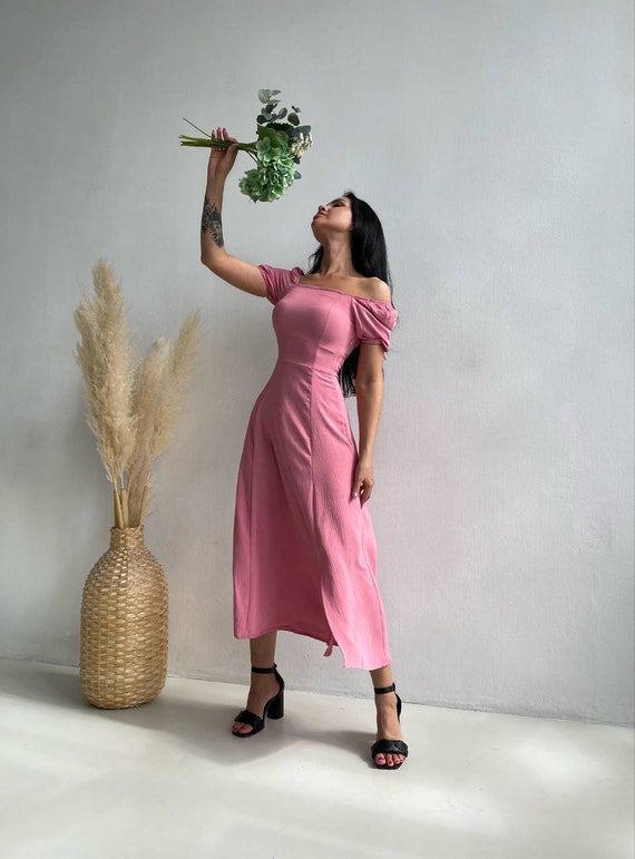 Robe midi avec jambe fendue sur le cote et manches courtes Parfait pour toutes les occasions Couverture equilibree et feminite Vetements elegants toutes saisons. Etsy France