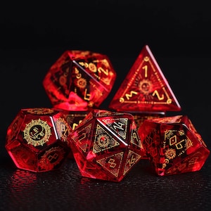 Full garnet Set - Dungeons and Dragon Raised Dice, RPG Game Electroplated Digital Pixel Art RPG , personalization dcie
