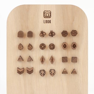 DIGITAAL BESTAND 12 pack oorbellen stud lasersnijder glowforge silhouet SVG eps pdf vector geometrische bee monstera driehoek zeshoek boom sieraden
