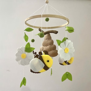 Floral-Themed Bees Baby crib Mobile, Mini Bee mobile ,Bees baby mobile, Bumble Bee Mobile, baby shower, baby nursery, baby room decor.