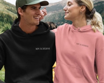 Sweat à capuche personnalisé avec chiffres romains brodés | Sweat-shirt pour anniversaire de mariage | Cadeau Saint-Valentin pour lui/elle | Cadeau de fiançailles