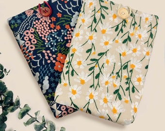 Embroidered Daisies Kindle Sleeve, Padded Kindle Cover, Kindle Paperwhite Case, Kindle Oasis Cover, IPad Sleeve, IPad Accessories, Kobo case