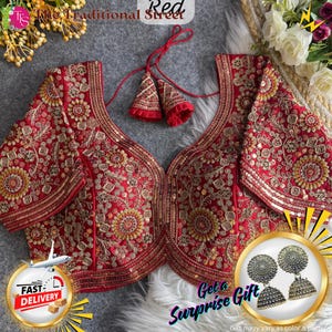 Puede incluir: Una blusa roja bordada con patrones florales dorados y detalles de lentejuelas. La blusa tiene un escote en V profundo y mangas acampanadas. El texto "The Traditional Street" y "Red" son visibles. También hay un gráfico de "Fast Delivery".