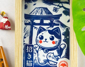Maneki Neko giapponese – Stampa su linoleum di un gatto portafortuna