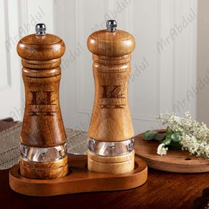 Customized Wooden Salt and Pepper Grinders, Salt and Pepper Grinder Set, Salt and Pepper Shakers, Kitchen Gift, Housewarming Gift