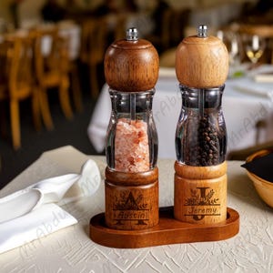 Personalized Wooden Salt and Pepper Grinder Set,Salt and Pepper Grinder,Salt and Pepper Shaker,Housewarming Kitchen Gift,Kitchen Tool 8 Inch