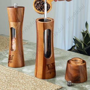 Personalized Wooden Pepper Grinders, Salt and Pepper Grinder Set, Salt and Pepper Shakers, Kitchen Gifts,Housewarming Gifts,Kitchen Utensils