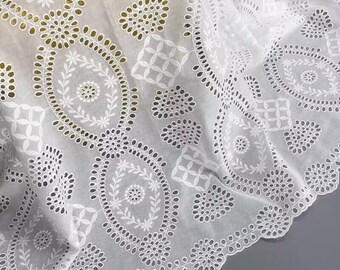 Tela de encaje de algodón con ojales estilo retro, tela de algodón blanco roto con bordes festoneados, tela de algodón bordada de 53" de ancho. Se vende cortada a medida.