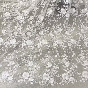 Exquisite 3D Flower Bridal Lace Fabric Beautiful 3D Embroidered Floral Sequins Lace Fabric For Wedding Dress Veil Prom Gown