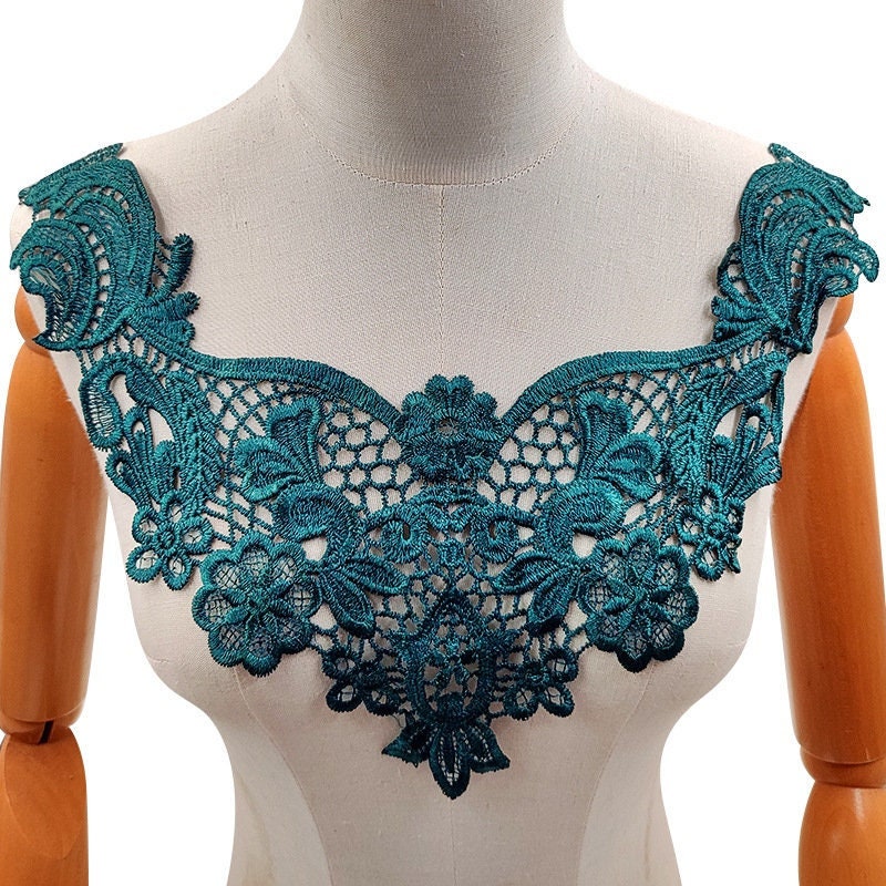 Vintage Lace Collar off White Embroidery Lace Collar
