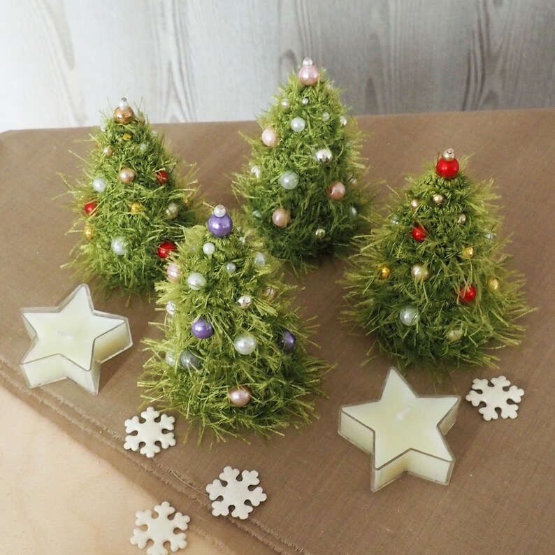 Mini Christmas Tree / Miniature Dollhouse Christmas / Etsy UK