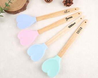 Custom Engraved Silicone Spatula, Silicone Spatula With Wooden Handle, Baking Gift, Kitchen Utensil, Gift For Mom,Chefs & Cooking Lovers