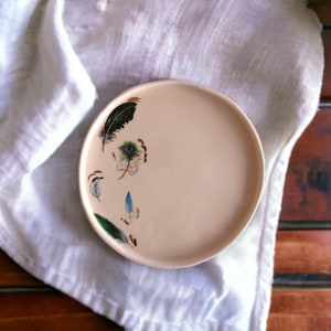 Eclectic dinnerware hot sale