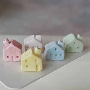 5pcs Miniature House Ceramic Decoration, Pastel Small Handmade Mini House Decor for Home, Unique Pottery Gift, Tiny House