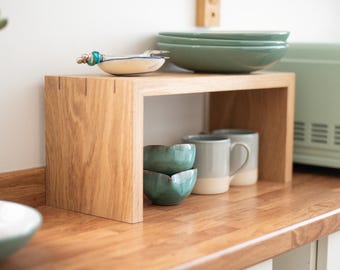 Kitchen worktop shelf in oak, Standing kitchen counter shelves, Storage for plates and bowls, Made in England