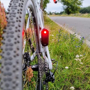 Radar Licht Halterung Sattelstrebe - kein Platz an Sattelstütze - Garmin Varia Bryton Gardia wahoo Trackr Magene Gravel Fahrrad Bikepacking