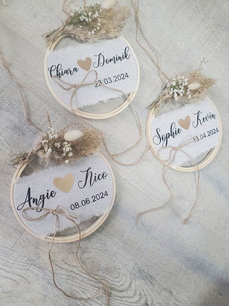 Ringkissen Hochzeit Boho Holz Stickrahmen mit Name/Trockenblumen Familiengeschenk Wanddeko personalisiert Bild 2