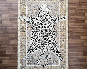 Hand Tufted Leopard Print Wool Rug – Animal Motif Decorative Carpet | Beige & Black Safari Style Rug for Living Room, Bedroom, Entryway, Kid