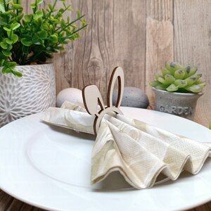 Easter Bunny Wooden Napkin Rings, Spring Table Decoration for Easter, Rustic Bunny Rings for Dinner & Gifts Schlappohr