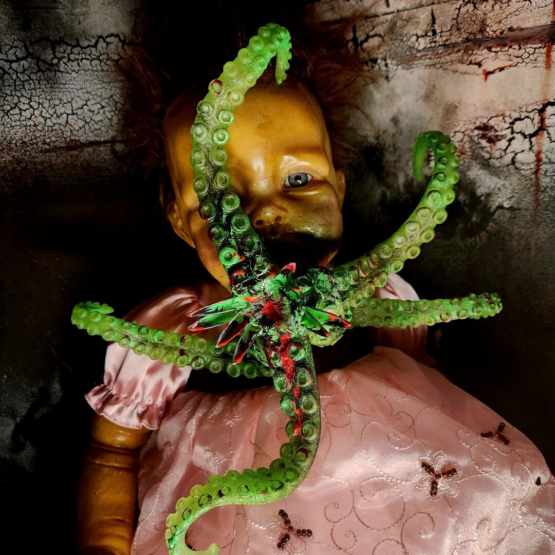 Horror Dolls, Goth Dolls, Creepy Dolls, Graven Decay, Gothic Home Decor