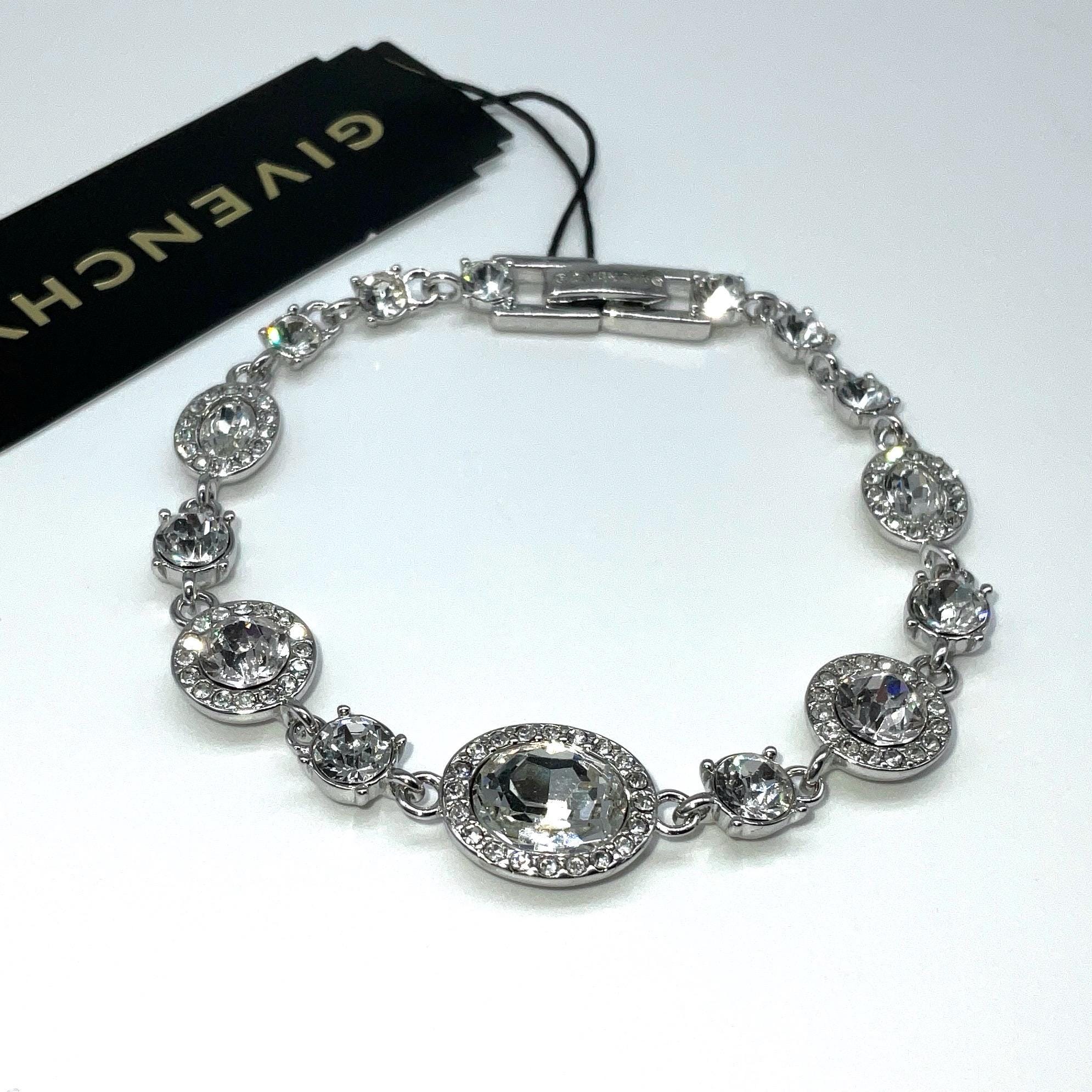 GIVENCHY ★【ブレスレット】Silver Tone Crystal Tennis Flex Givenchy Silver Tone Crystal Tennis Flex Line Bracelet